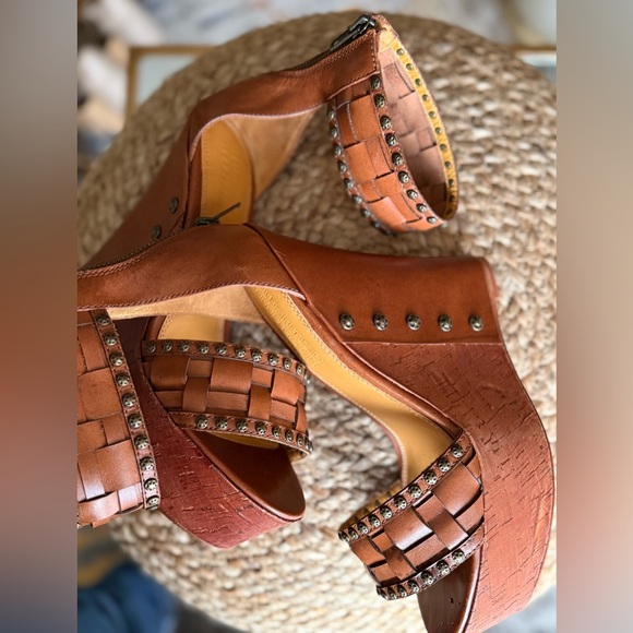 Cognac leather Studded Tan Wedge Sandals ankle strap boho western woven wedges - Picture 10 of 14